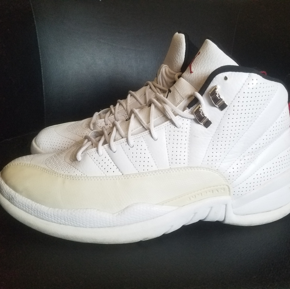Jordan retro 12 rising sun